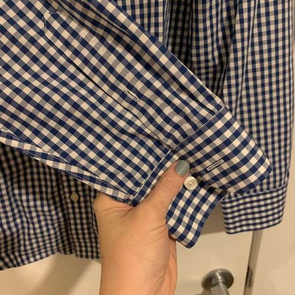 Two Banana Republic Men’s Dress Shirt Size Large - Picture 3 of 9